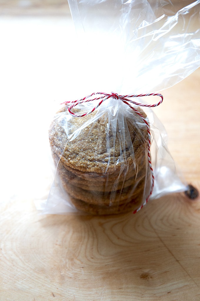 A bag of gingersnap cookies tied with a bow.