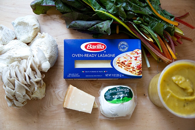 Ingredients to make butternut squash lasagna.